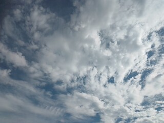 Formaciones nubosas, cielo nublado
