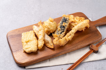 flour based food, Tteokbokki, fried food, deep-fried laver roll, deep-fried squid, sundae, fish...