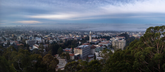 Panoramic view of the Oakland downtown area early in the morning
