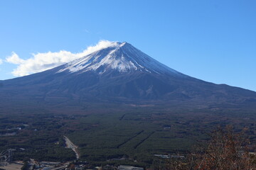 December 1, 2023: Viewing Mount Fuji at Tenjozan Park, Japan