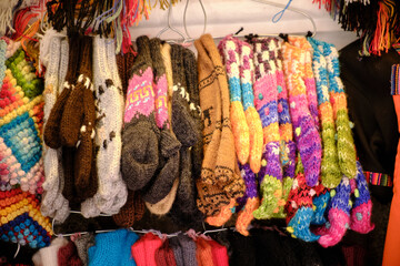 colored wool gloves for cold weather in la paz bolivia