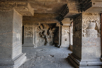 Ellora Caves are a rock-cut cave complex located in the Aurangabad District of Maharashtra, India. - 722853554