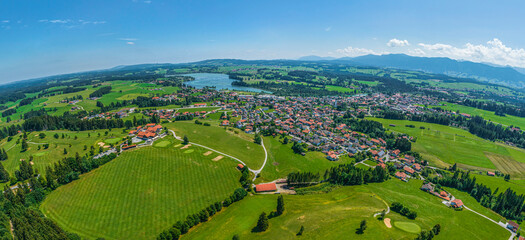 Fototapeta premium Lechbruck am See im Ostallgäu von oben
