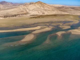 Cercles muraux Plage de Sotavento, Fuerteventura, Îles Canaries Aerial view on sandy dunes and turquoise water of Sotavento beach, Costa Calma, Fuerteventura, Canary islands, Spain in winter