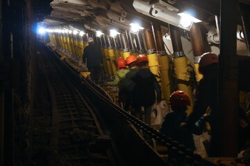 Powered roof support in coal mine