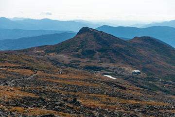 Hiking Trail from Lake of the Clouds hut to Mount Washington summit is well marked by cairns.