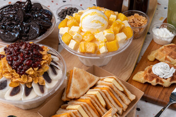 Kaya, toast, butter, cheese, patbingsu, Oreo bingsu, apple mango cheese, apple, mango, americano, coffee, ice, cafe, croffles, croissants, waffles, green grapes, ade, grilled cheese, injeolmi