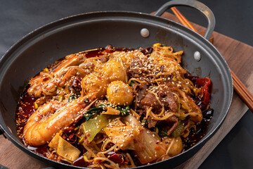 Chinese style, Sweet and Sour Pork, Mara Longsha, Mara Tang, Mapa Tofu, Hyangra Daeha, Mala Ssangguo, Eohyang Yukseul, Hyangra Yukseul