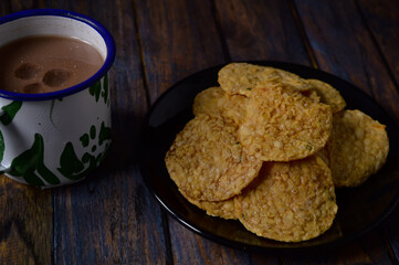 Tempeh chips are a food made from tempeh which is thinly sliced and then fried using seasoned flour. Usually the taste is salty with a savory onion aroma.
