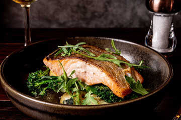 grilled salmon with vegetables