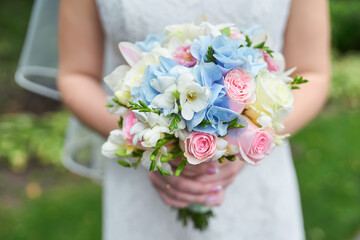 bride's bouquet, showcasing the beauty of wedding flowers.
