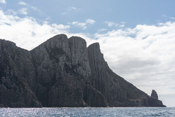 sea and mountains