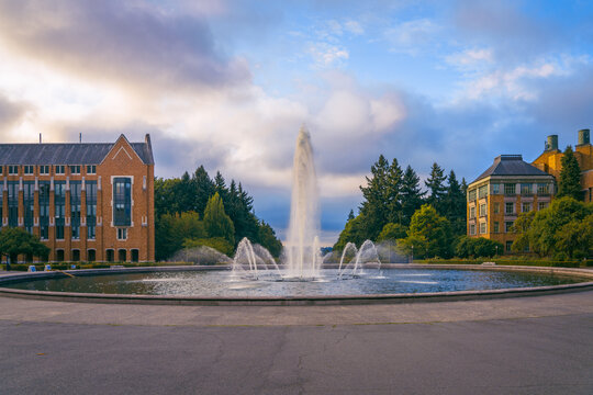 Drumheller Fountain at the University of Washington 