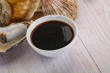 Oyster sauce in the bowl