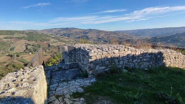Castropignano - Panoramica dalla rampa di accesso del Castello D'Evoli