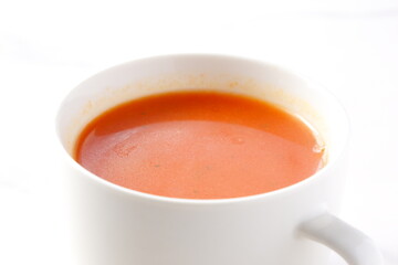 熱々のトマトスープ
