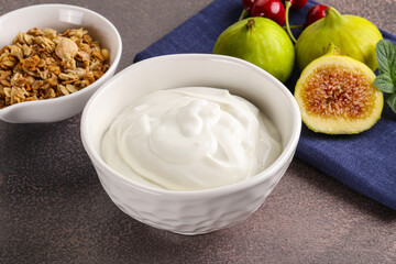 Traditional homemade Greek yoghurt with granola