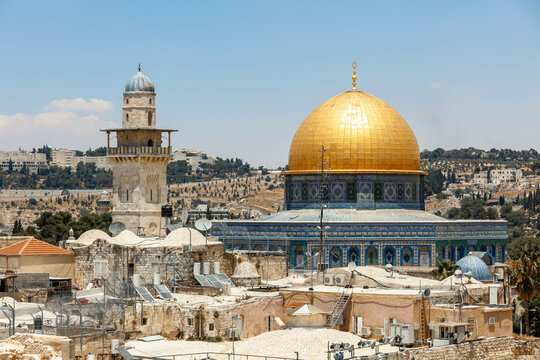 View of the Dome of the Rock mosque in Old City of Jerusalem, Israel.