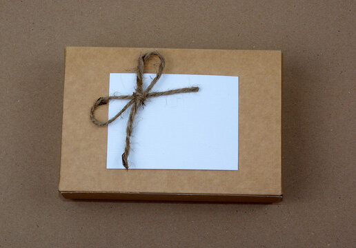 eco-friendly cardboard packaging hand decorated