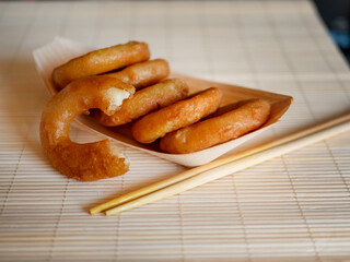 Crispy Fried Calamari Rings: A Delicious Seafood Dish