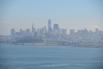 city skyline of San Francisco - 723827370