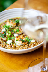 Arroz Caldoso de Camarão com Gremolata
Shrimp Stew Rice with Gremolata