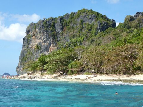 Beautiful beach in the bacuit archipelago, Philippines