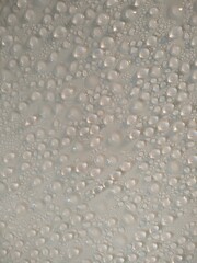 	水滴　全画面　縦配置　風呂の水滴