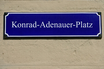 Obraz premium Emailleschild Konrad-Adenauer-Platz