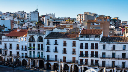 Obraz premium Facades of the picturesque houses in the main square of Caceres, Extremadura.