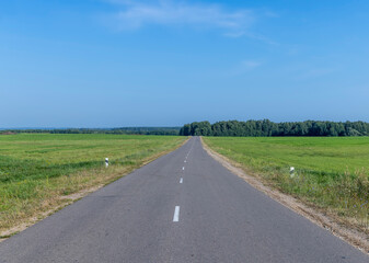 Fototapeta na wymiar high-quality road for traffic in rural areas