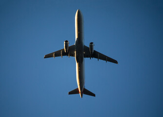 Commercial Airliner at Low Altitude