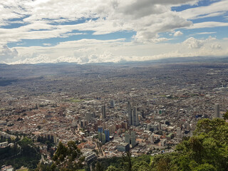Obraz premium a vibrant metropolis, Bogota, Colombia, view from Monserrate, Bogota