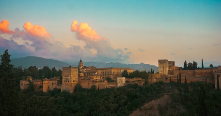Obraz premium sunset over the castle
