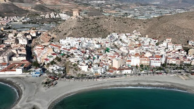 vista a&eacute;rea de la costa del municipio de Castell de Ferro en la provincia de Granada, Andaluc&iacute;a