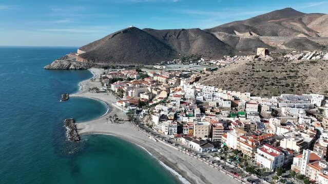 vista a&eacute;rea de la costa del municipio de Castell de Ferro en la provincia de Granada, Andaluc&iacute;a