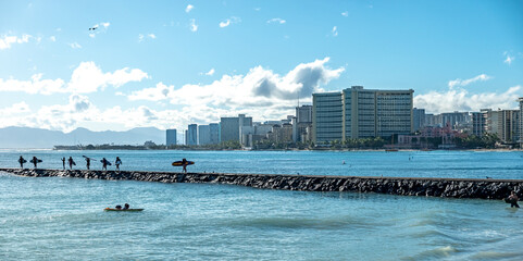 Waikiki beach and Honolulu skyline in Hawaii