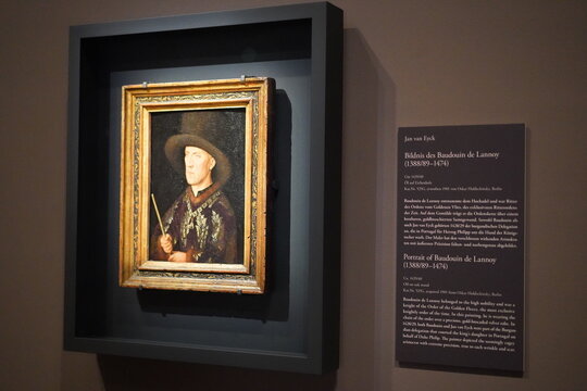Bildnis des Baudouin de Lannoy in der Sonderausstellung "Zoom auf Jan van Eyck" in der Gemäldegalerie in Berlin am 31.01.2024