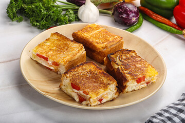Hot sandwich cheese and tomato