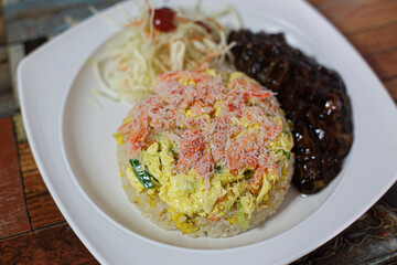 fried rice with crab with vegetable