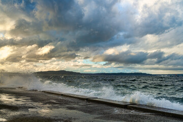 Sea Wall Whitewater 8