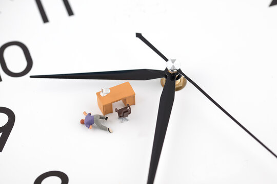 Microcreative high-intensity overtime fell on the post