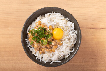 しらす納豆ごはん