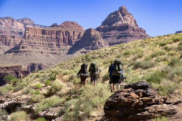 Grand Canyon hikers head to Colorado river along the Grandview Trail