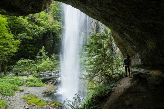 Garganta de Kakueta, Sainte-Engr&acirc;ce, regi&oacute;n de Aquitania, departamento de Pirineos Atl&aacute;nticos, Francia