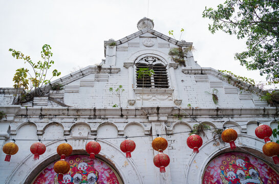 Facade of Campbell Street Market decorated with Chinese lanterns for new year, Georgetown, Malaysia