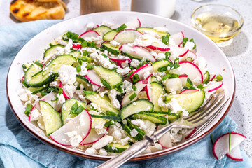 Vegetable salad with cottage cheese