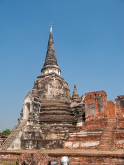 Fototapeta na wymiar historic brick temple in Ayutthaya