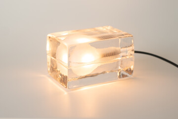 ブロック状のガラス製ライト