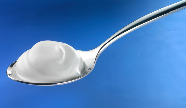 Creme Fraiche L&ouml;ffel, franz&ouml;sisch. Silberl&ouml;ffel, Yoghurt, Chroml&ouml;ffel,